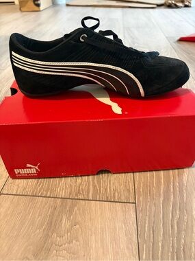 Women’s Black Puma Etoile Sneakers